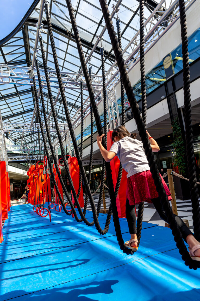 Enfant sur le parcours ninja Ninj’Aventure — photo 23
